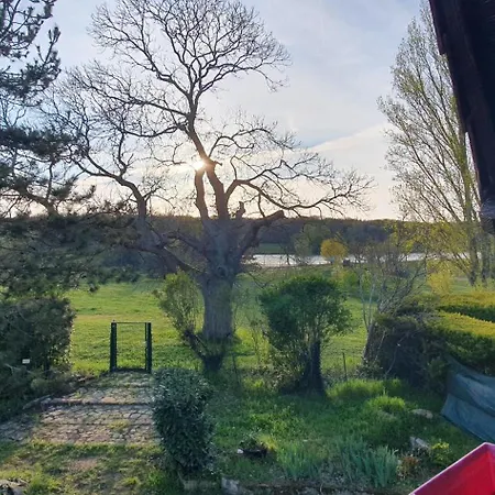 Casa vacanze Belvédère Du Lac, Grande Maison Avec Jardin *